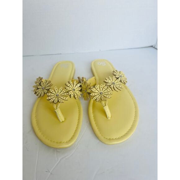 NWOT SO° Vegan Yellow Flower  Thong Slip On Flip Flop Flat Sandals Size 9M - Picture 3 of 7